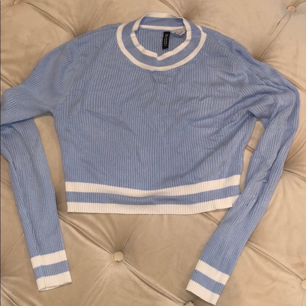 H and M crop sweater